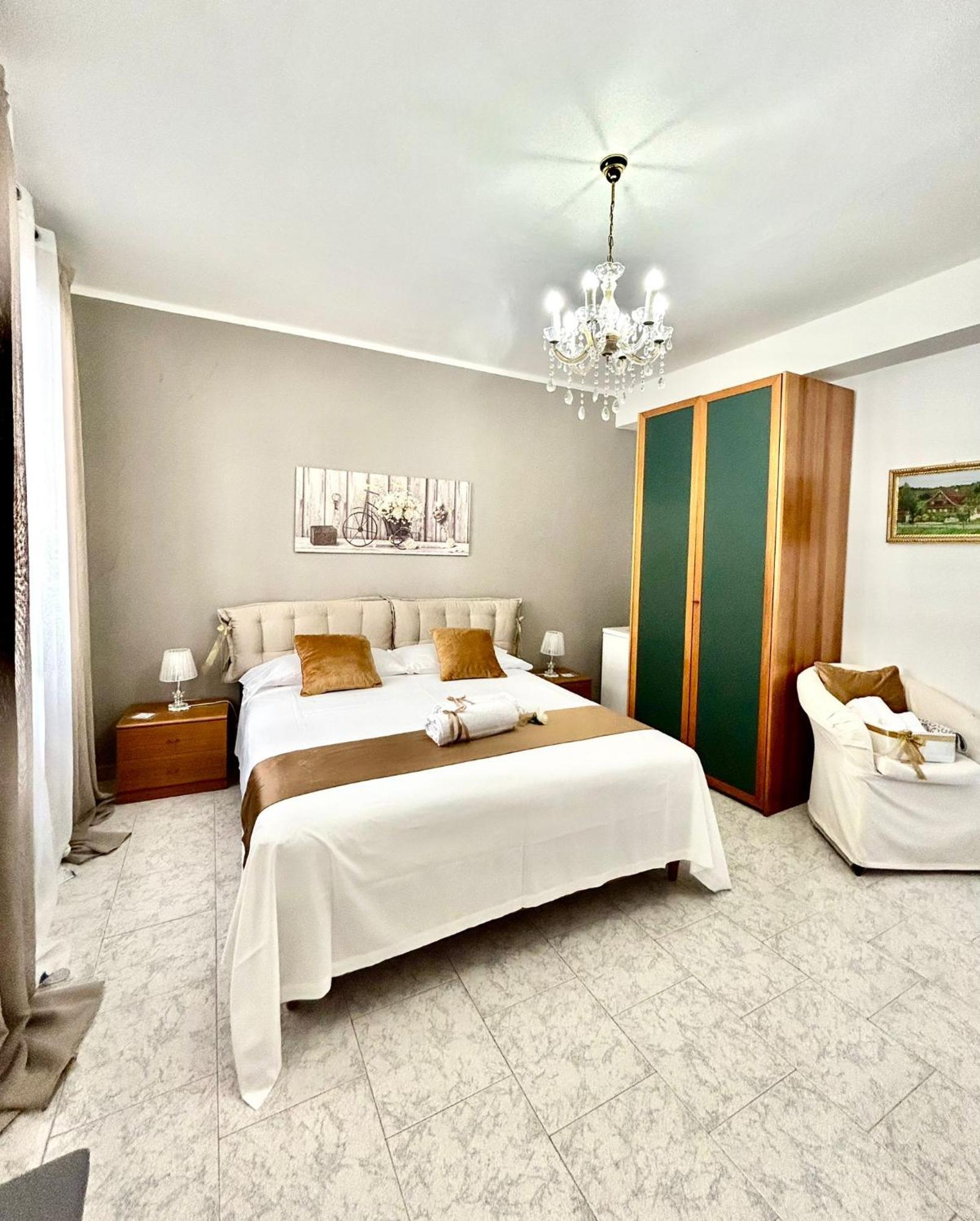 B&B La Dimora di Tommaso Apartment - Dimora Storica Ortona Esterno foto